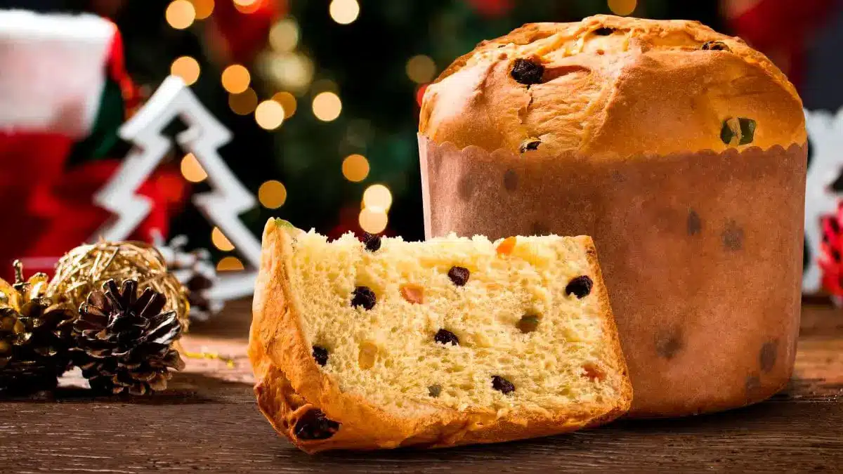 Tajada de panetón con alto contenido de azúcar que incrementa el riesgo de diabetes y obesidad