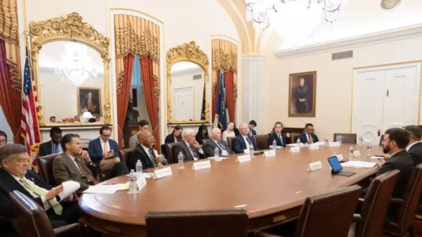 Senadores de EE.UU. : propuestas del Congreso peruano amenazan democracia