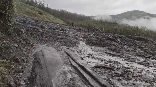 Huaico en Barro Negro interrumpe tránsito en Pallasca