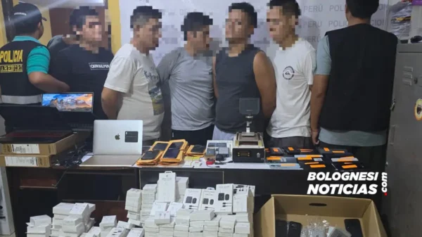 Chimbote: PNP detiene a banda de clonación y venta ilegal de celulares