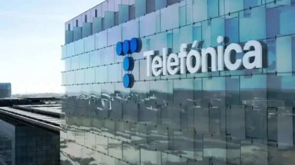 Telefónica se va de Perú: vende su filial por solo un millón de dólares