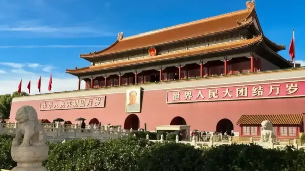 China elimina el requisito de visa para ciudadanos peruanos y promueve el turismo bilateral