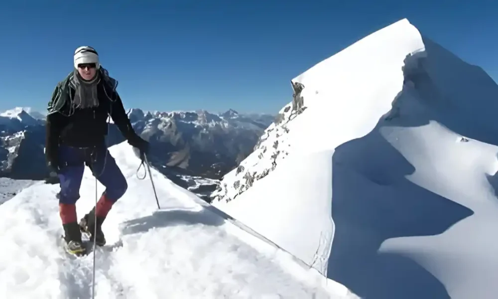 Nevado Vallunaraju en la Cordillera Blanca de Áncash
