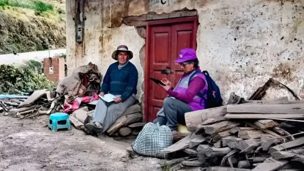 Censo 2025: Censista de 58 años recorre los pueblos más lejanos de Pallasca