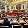 Congreso aprueba pensión digna para maestros jubilados
