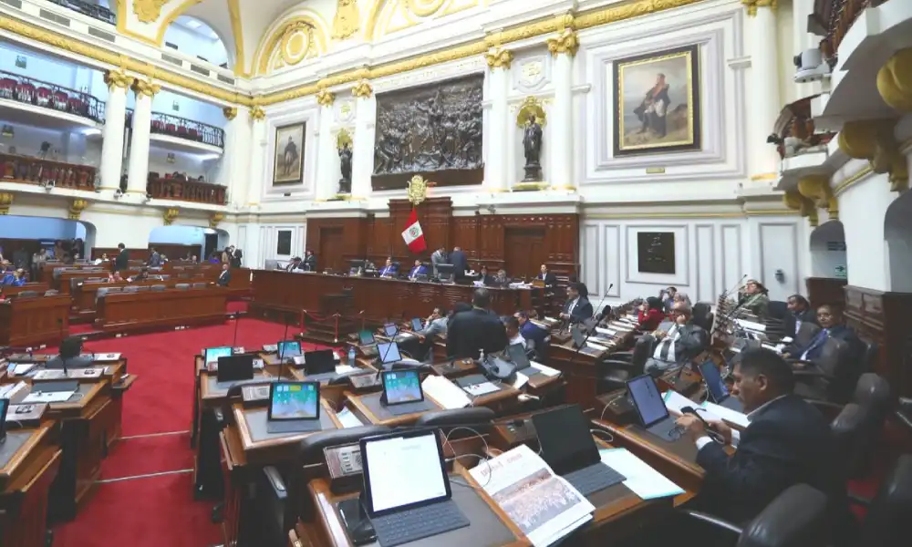 Congreso aprobó gratificaciones, CTS y subsidio por sepelio para trabajadores CAS