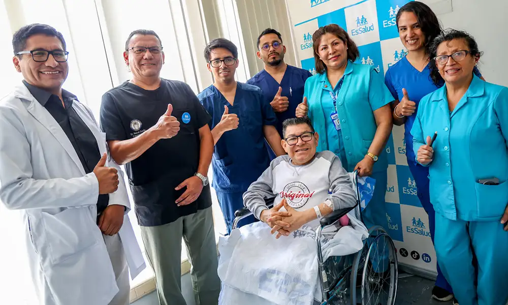 Dilbert Aguilar supera compleja operación y anuncia retorno musical