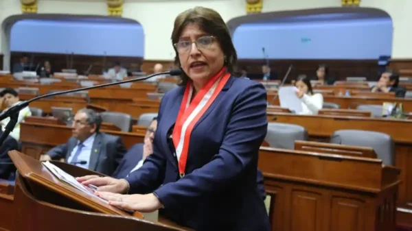 Congreso inhabilita 10 años a Delia Espinoza y reabre debate sobre el poder político