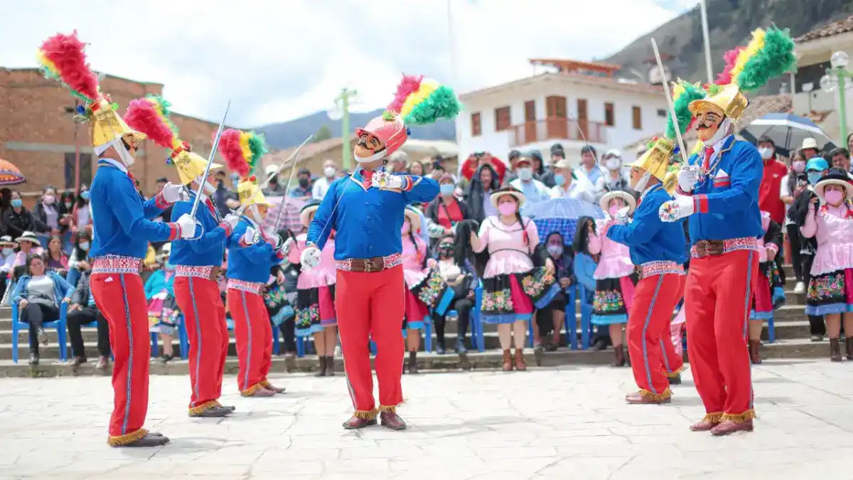 Ley que protege las danzas de Pomabamba como interés nacional en Áncash