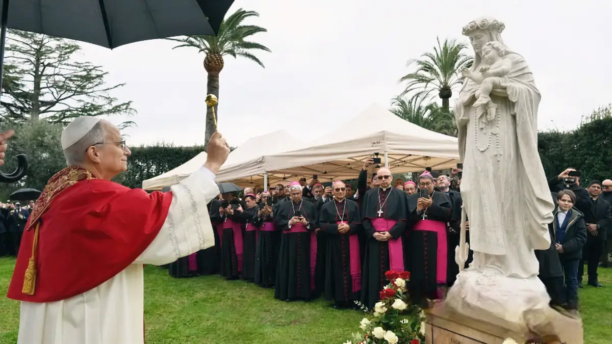 Artesanos de Áncash presentan obras de arte sacro peruano bendecidas por el Papa León XIV en el Vaticano