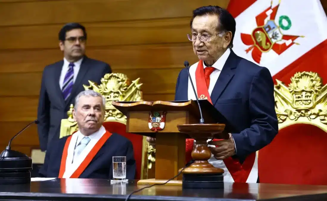 José María Balcázar juramenta como presidente de la República del Perú en ceremonia oficial