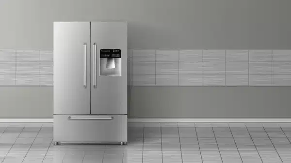 Refrigeradora moderna de acero inoxidable en cocina familiar contemporánea