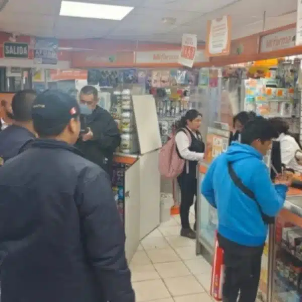Clausuran boticas ilegales Áncash durante operativo sanitario.