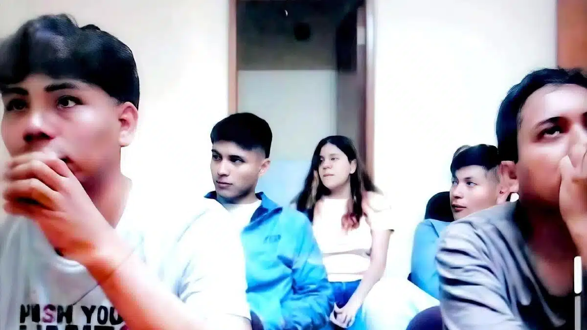 Maicol Deyvi Liñán Arroyo escuchando sentencia de cadena perpetua en Chimbote por el caso de la fiesta del terror.