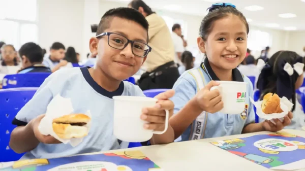 Supervisión de la calidad de la alimentación escolar en instituciones educativas públicas por el Midis.