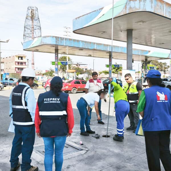 Fiscalización de grifos Chimbote por alza de combustibles en Áncash