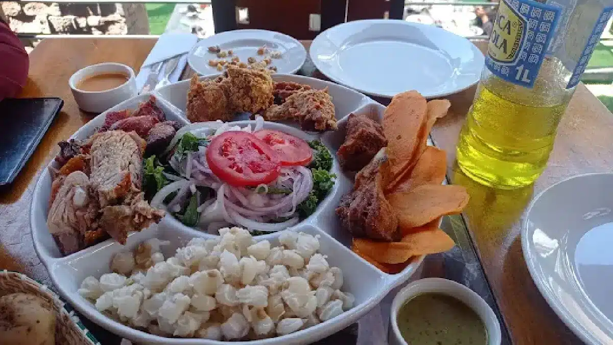 Plato típico de la gastronomía de Huaraz en Áncash preparado con ingredientes andinos
