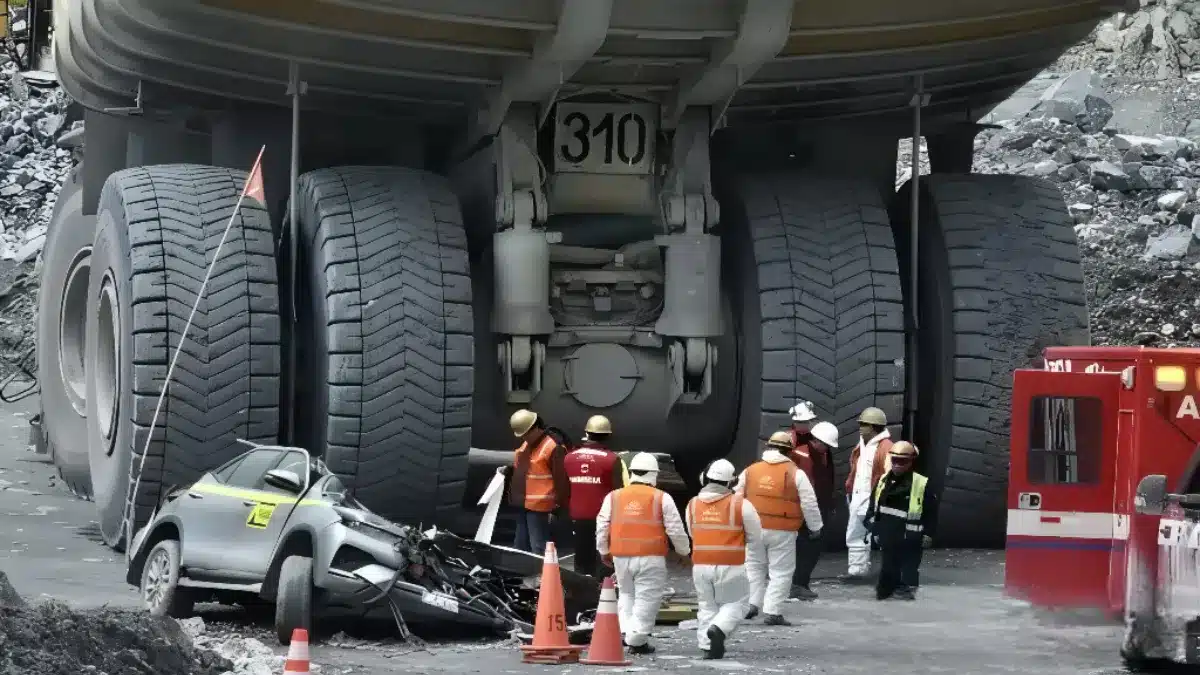 Proceso de extracción de mineral en Antamina durante récord de transferencias mineras 2025