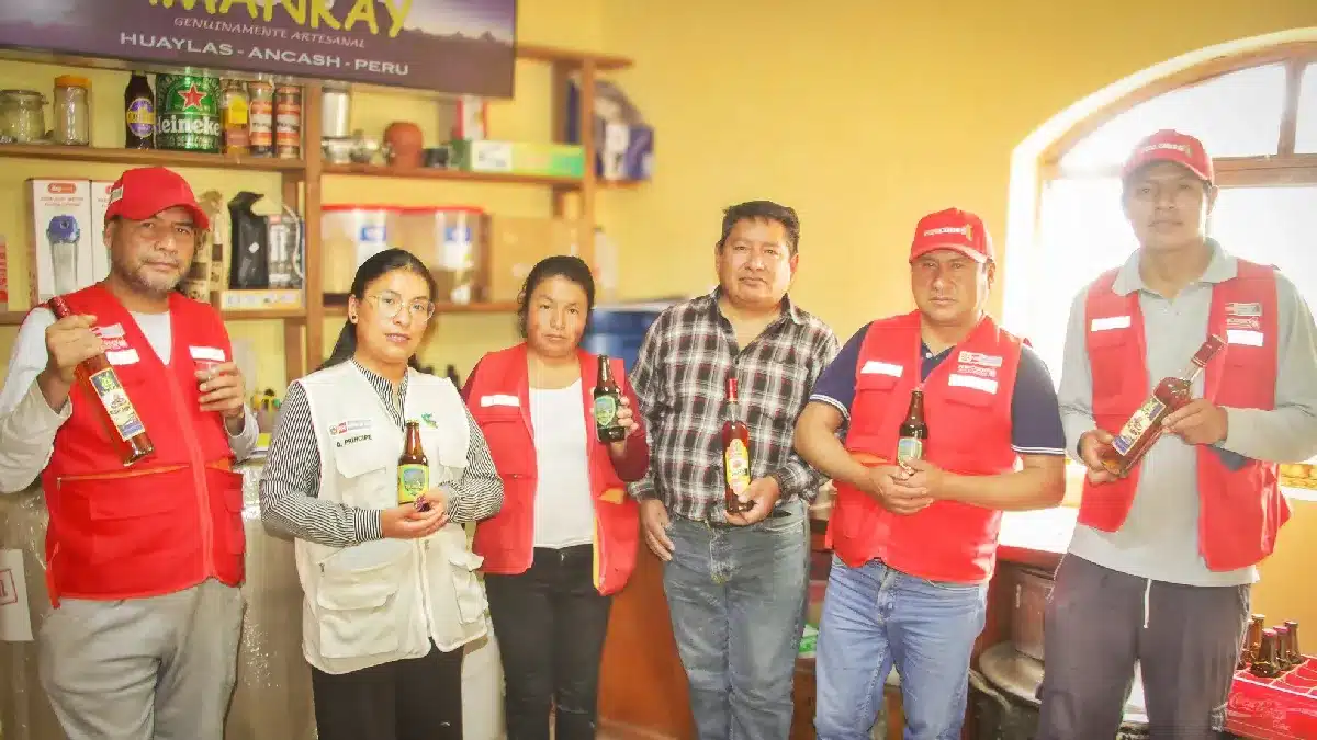 Trabajo articulado entre Foncodes y NEC Santo Toribio fortalece emprendimientos rurales Haku Wiñay en Huaylas Áncash