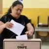 Ciudadanos votan en las elecciones Perú 2026 en medio de crisis política e incertidumbre