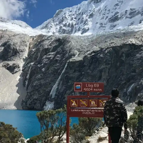 Mejoran Laguna 69 Áncash con mirador y estacionamientos para turistas en Yungay