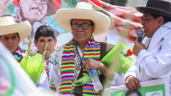 Candidato Roberto Sánchez escala al tercer lugar según resultados oficiales de la ONPE al 86 por ciento.