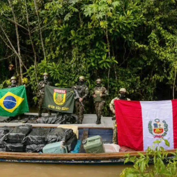 Fuerzas del orden destruyen mega laboratorio e incautan droga en la triple frontera de Loreto