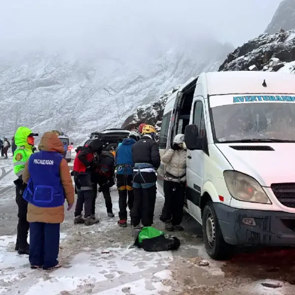 Operativo de seguridad turística en Punta Olímpica, principal acceso al Pico Mateo, en Áncash.