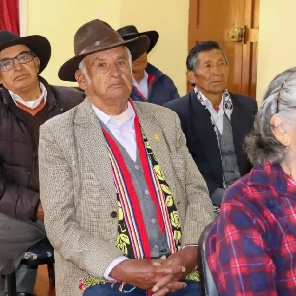 Docentes cesantes y jubilados esperan la reglamentación de la Ley de Pensiones Dignas antes del 14 de julio.