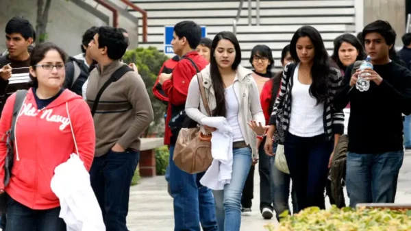 Nuevos votantes jóvenes en Áncash ejercerán su derecho al voto durante las elecciones 2026.