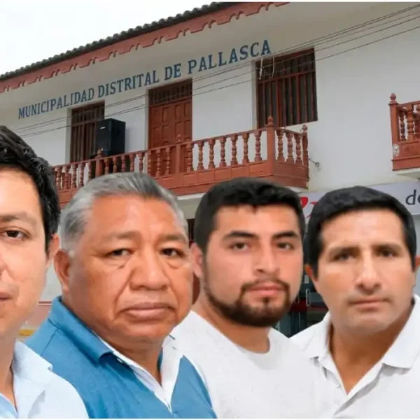 Cinco candidatos a la alcaldía en las elecciones Pallasca 2026 frente al edificio de la Municipalidad Distrital de Pallasca.