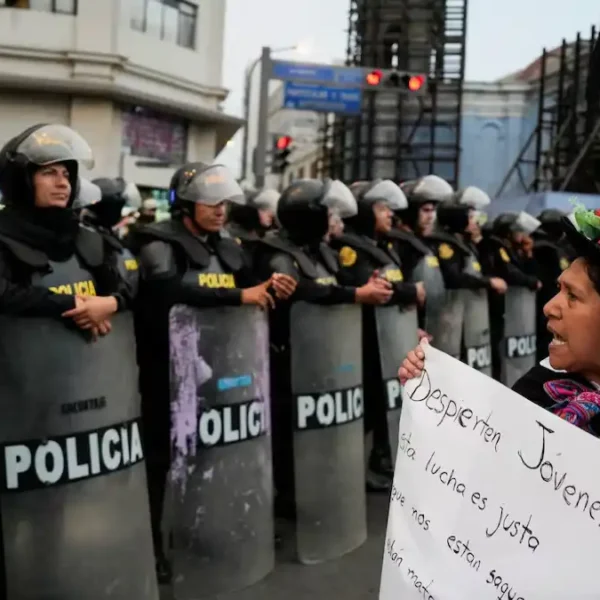 rotesta en Lima contra el fuero militar en Perú y la Ley 32735 en las calles de Lima