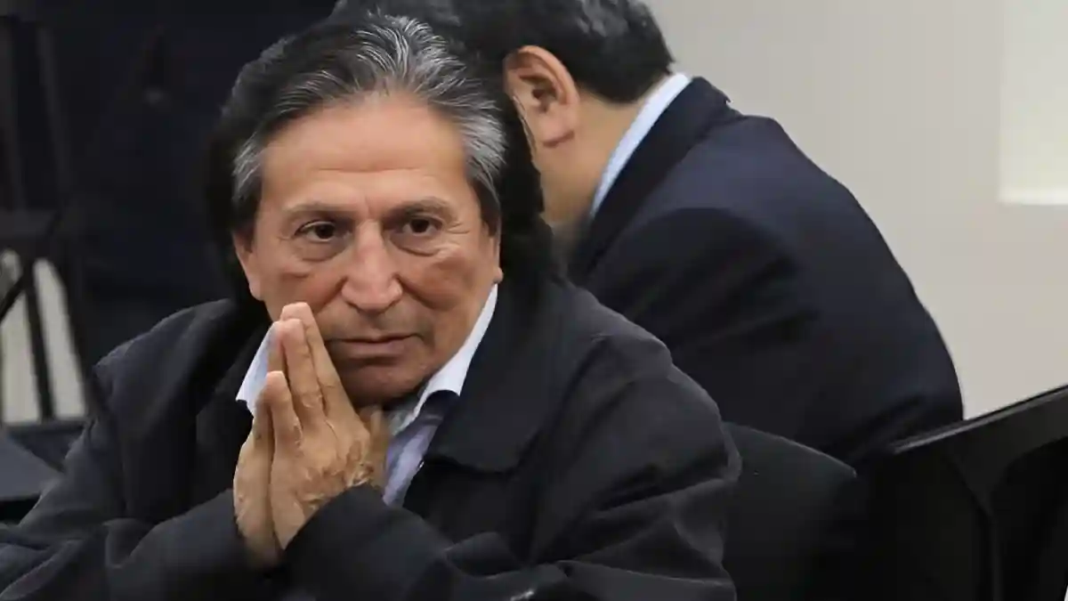 Foto de Alejandro Toledo con expresión pensativa tras el fallo de Brasil que anula las pruebas de Odebrecht.